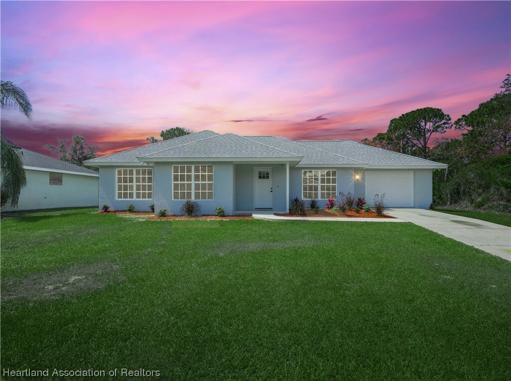 Property Photo:  3905 Dauphine Street  FL 33872 