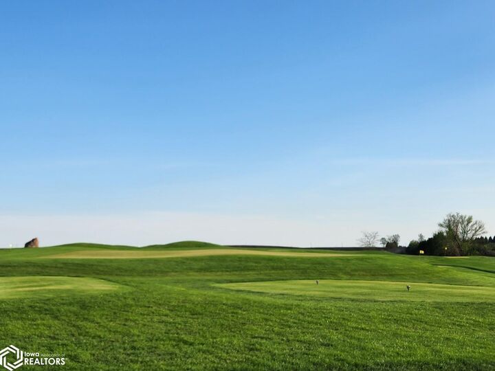Property Photo: 202 Brickyard Court IA 50475