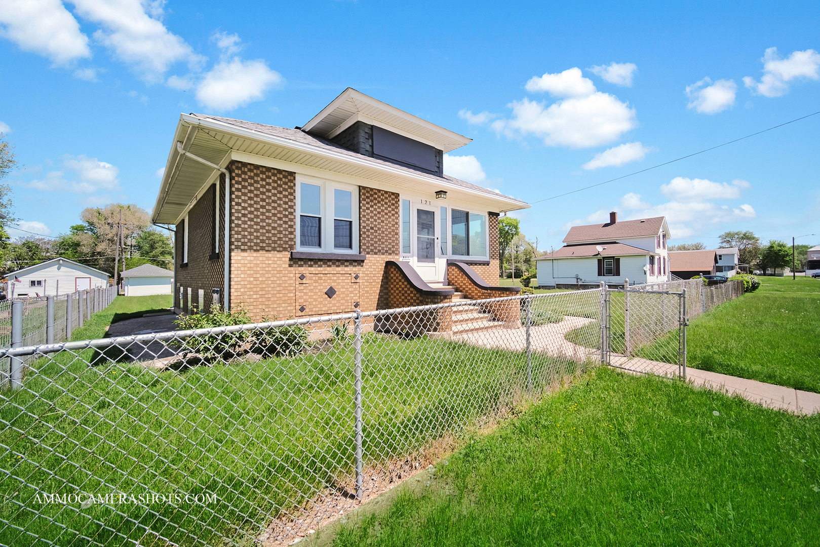 Property Photo: 121 Edward Street IL 60436