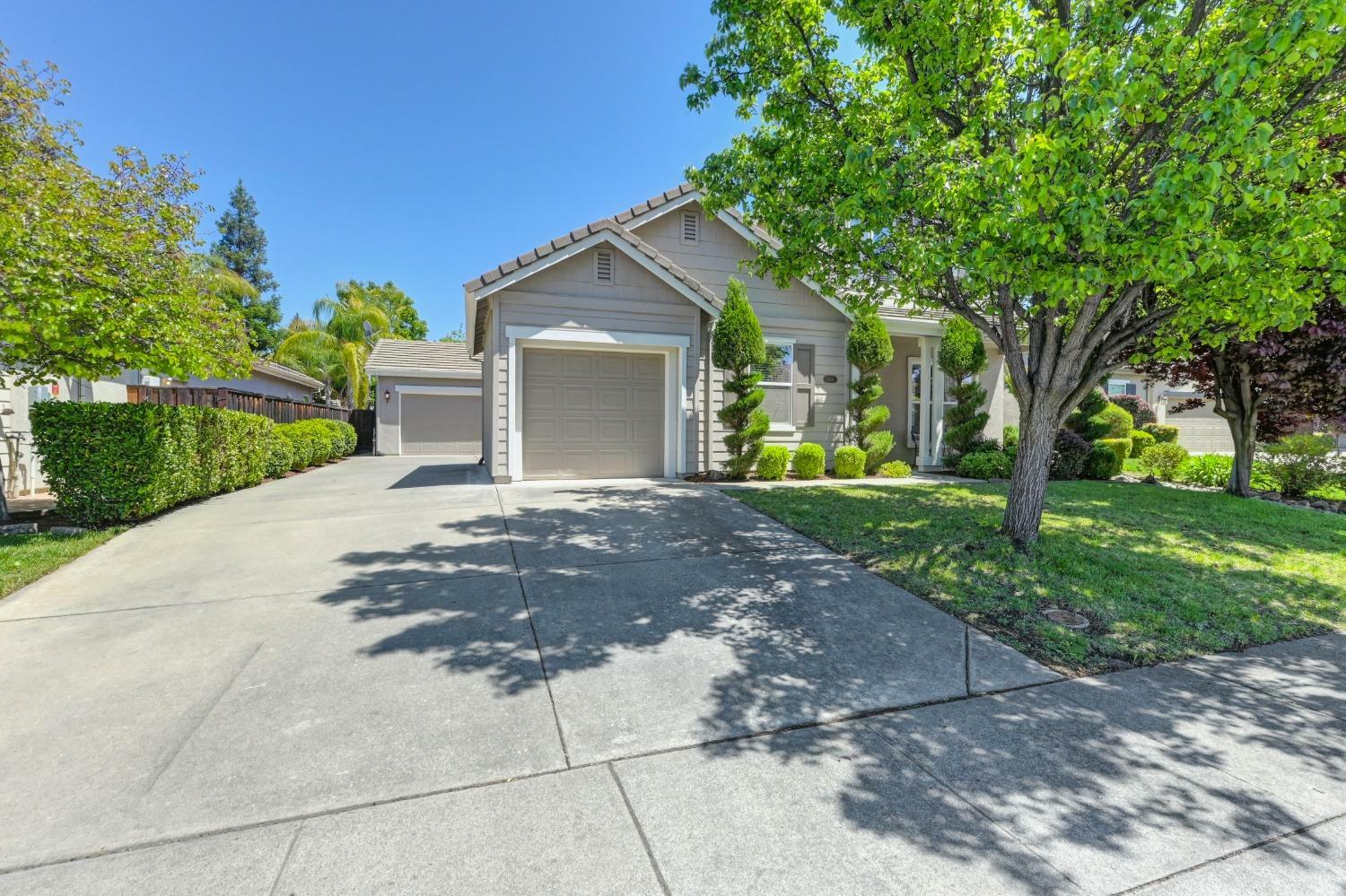 Property Photo:  6421 Lookout Pass Court  CA 95765 