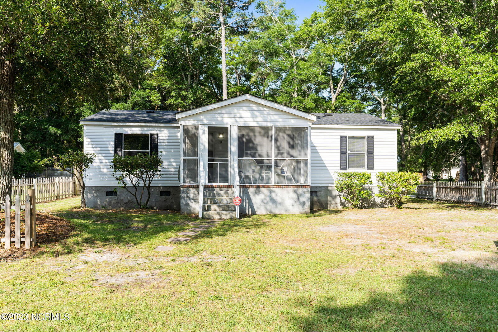 Property Photo: 1936 Ocean Haven Road SW NC 28469