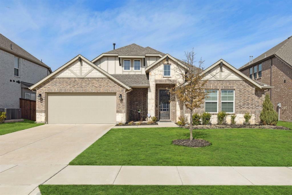 Property Photo:  3030 Clearwater Drive  TX 75078 