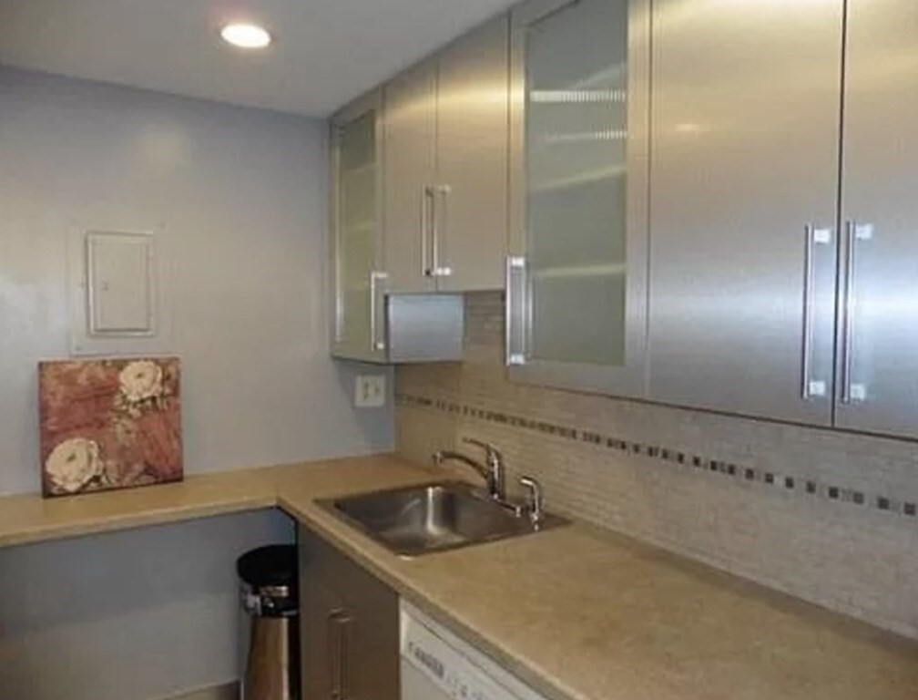 Property Photo: 50-56 Broadlawn Park 410 MA 02467
