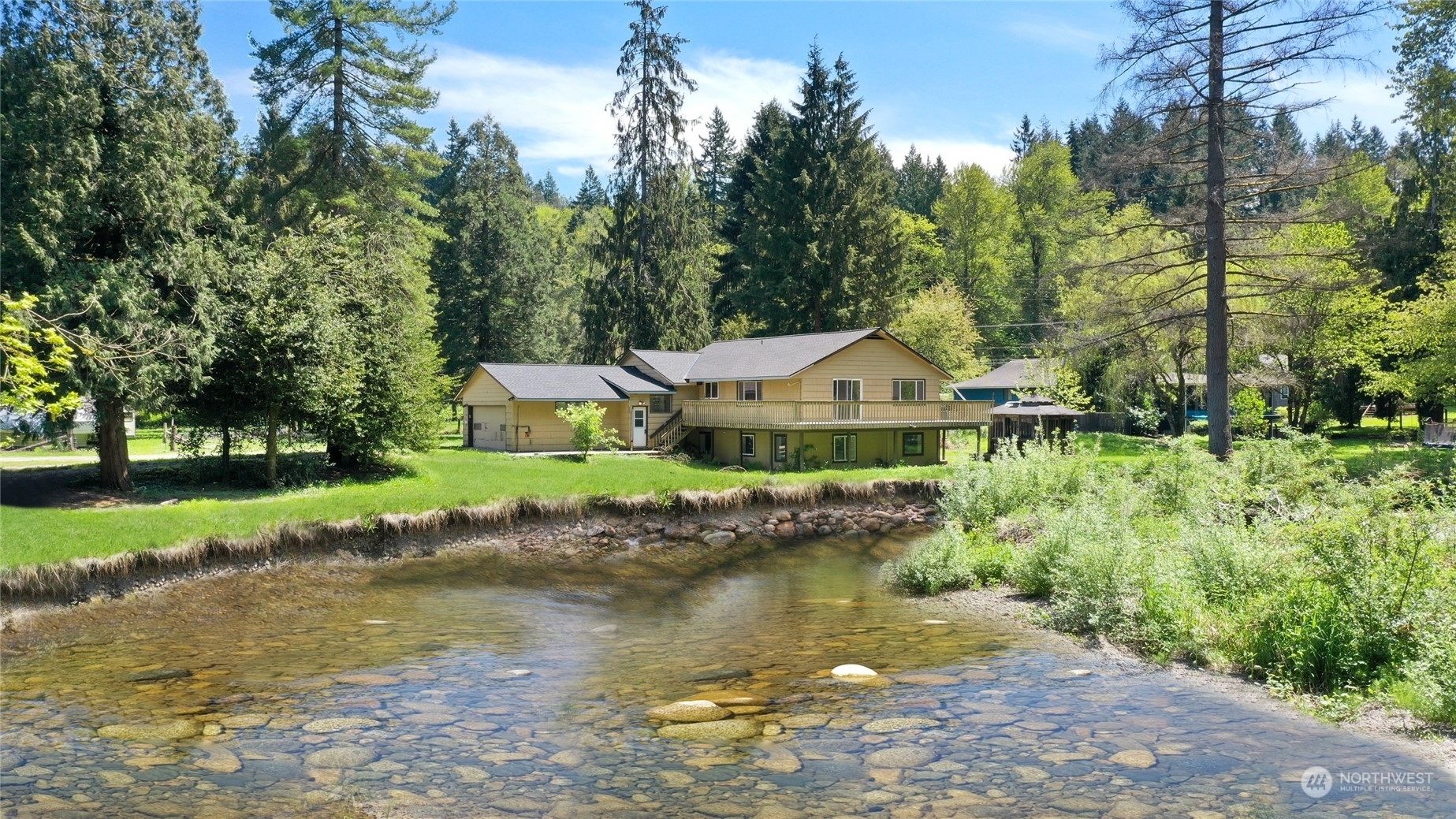 Property Photo:  12419 Issaquah-Hobart Road SE  WA 98027 