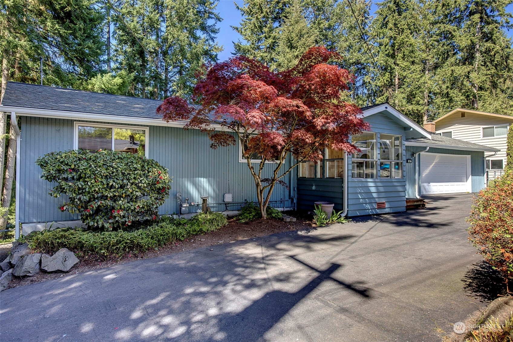 Property Photo:  5827 148th Street SW  WA 98026 