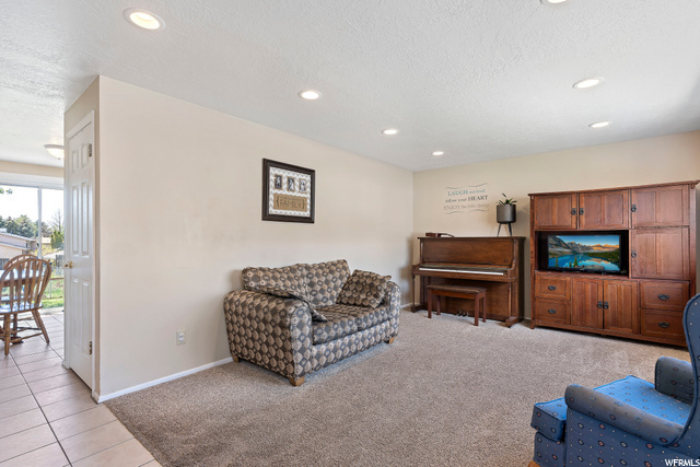Property Photo: 2563 N 1600 E UT 84040