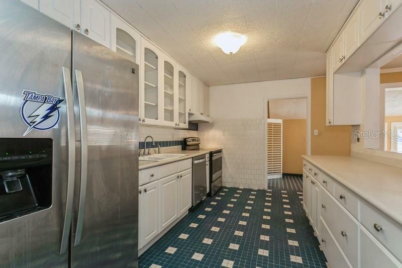 Property Photo:  4502 S Gaines Road  FL 33611 