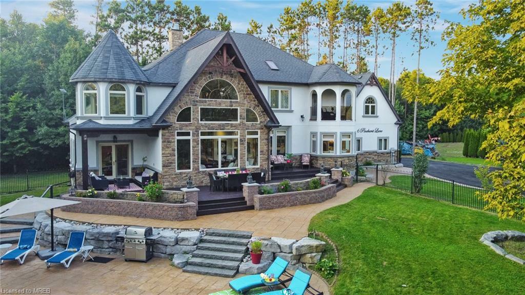 Photo de la propriété: 6 Pinehurst Lane ON L9X0C7