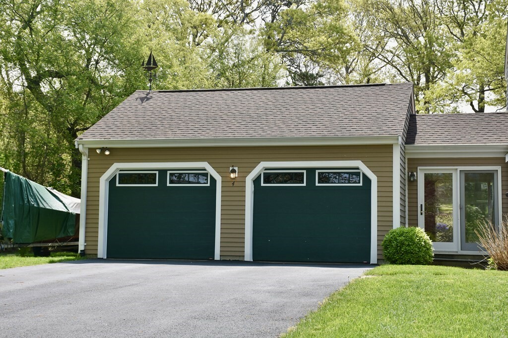 Property Photo:  4 Plymouth Heights Rd  MA 02562 