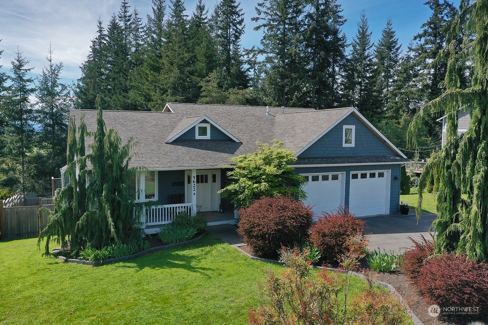 Property Photo: 5622 Eveningside Lane WA 98249