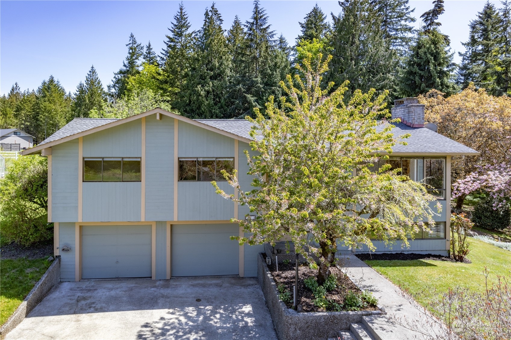 Property Photo:  223 Bishop Hill Road  WA 98325 