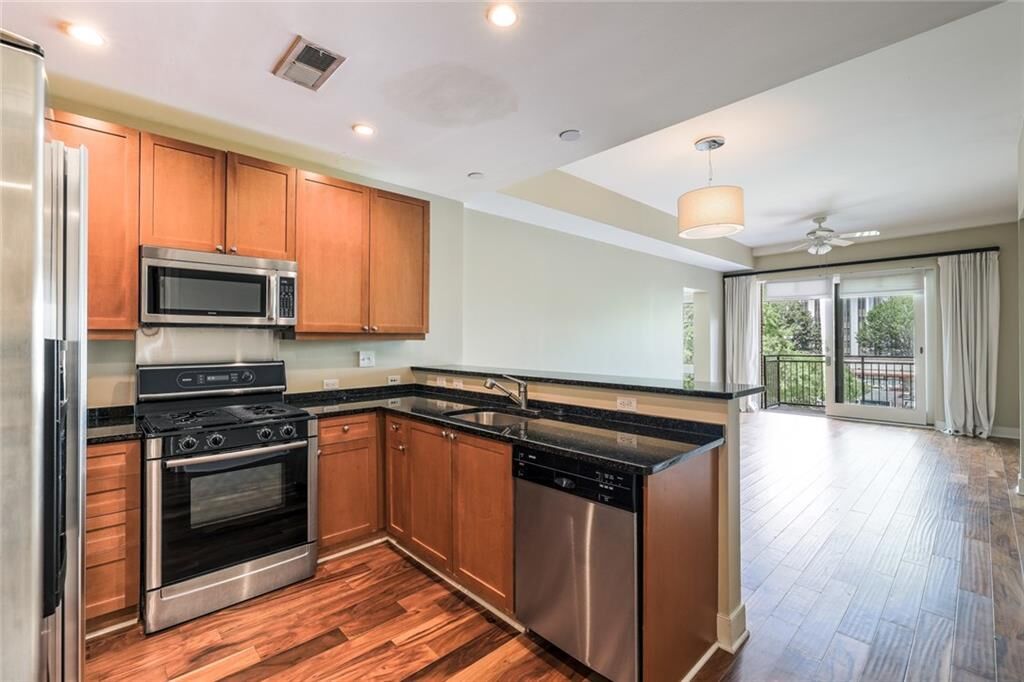 Property Photo:  201 W Ponce De Leon Avenue 329  GA 30030 