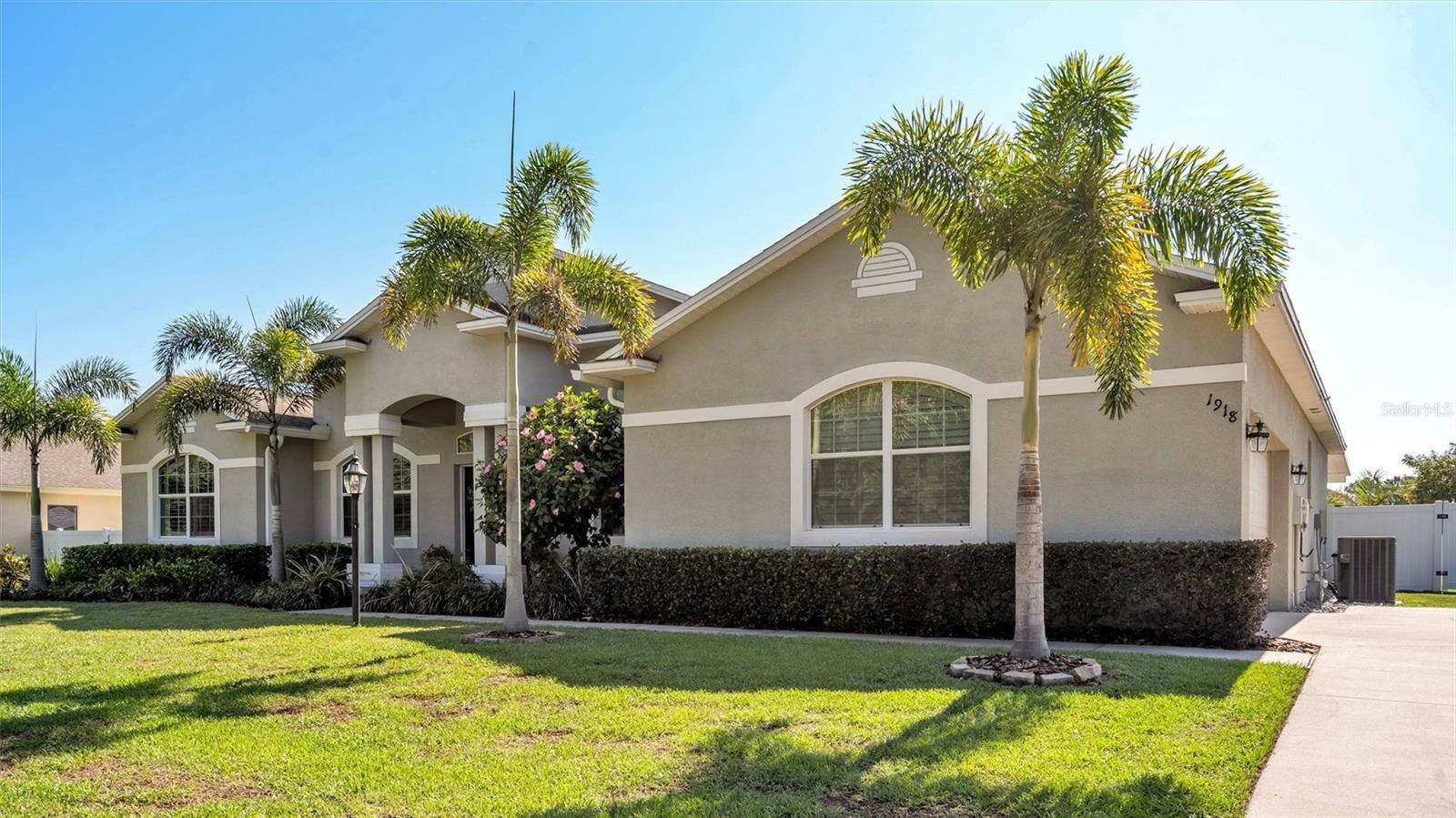 Property Photo:  1918 Griffin Trail  FL 33830 