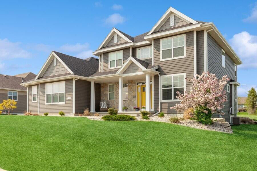 Property Photo: 7880 W Mourning Dove Ln WI 53097