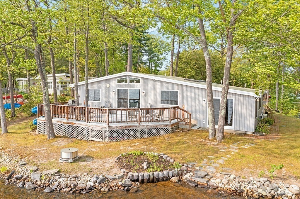 Property Photo:  154 Peninsula Dr  MA 01462 