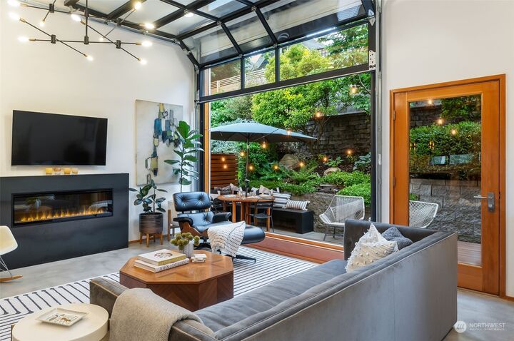 215 21st Avenue B  Seattle WA 98122 photo