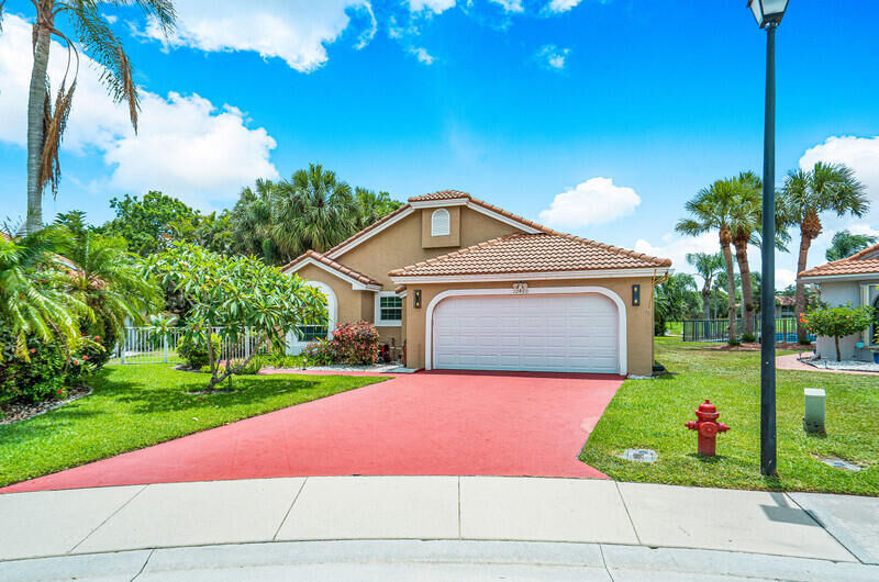 Property Photo: 12460 Sand Wedge Drive N FL 33437