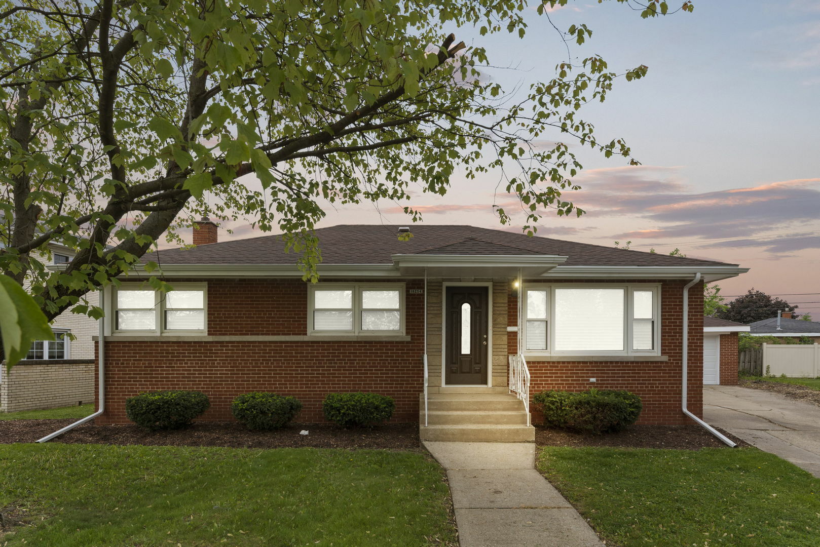 Property Photo:  16254 Greenwood Avenue  IL 60473 