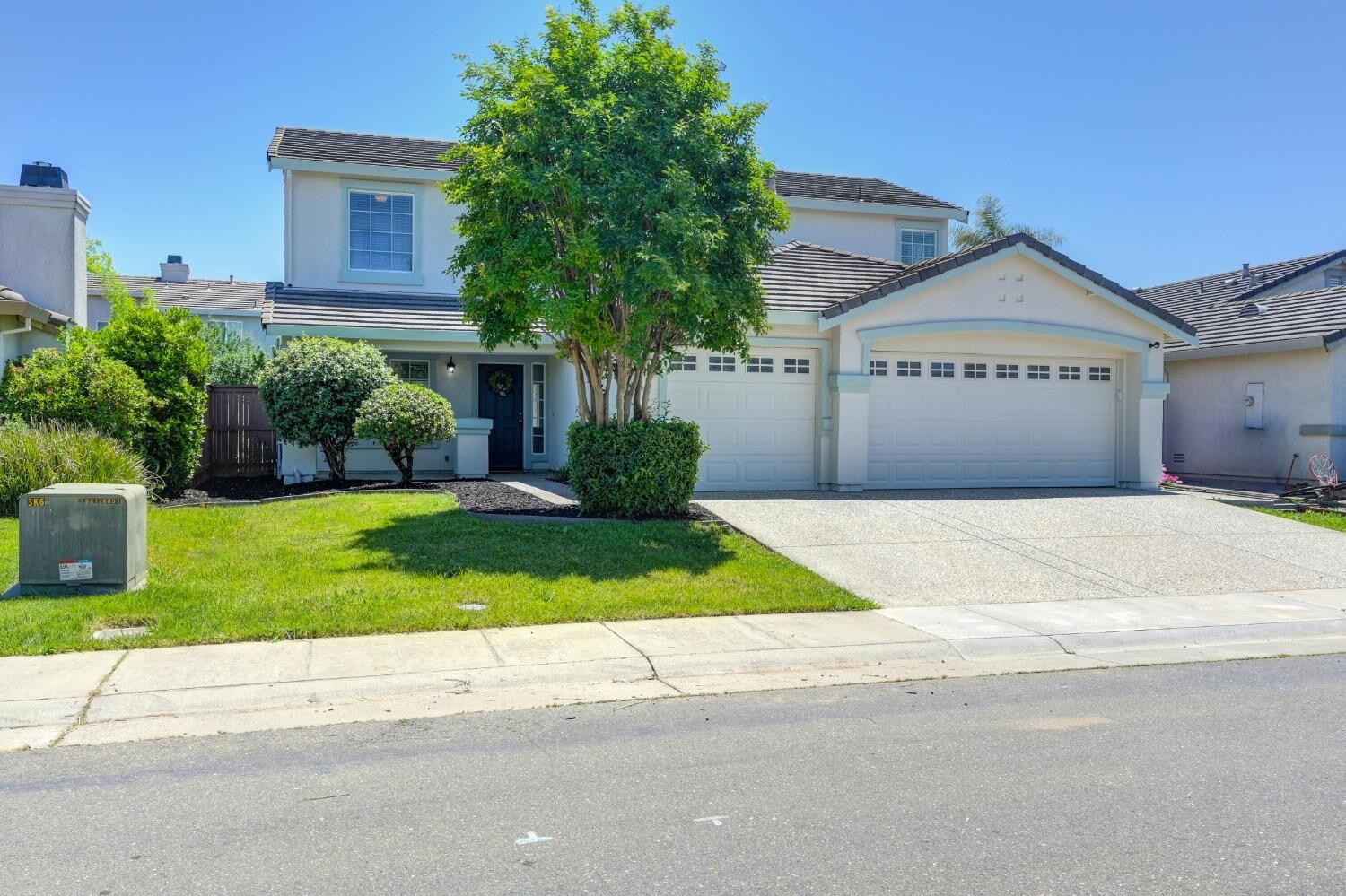 Property Photo:  9438 Grasmeer Way  CA 95624 