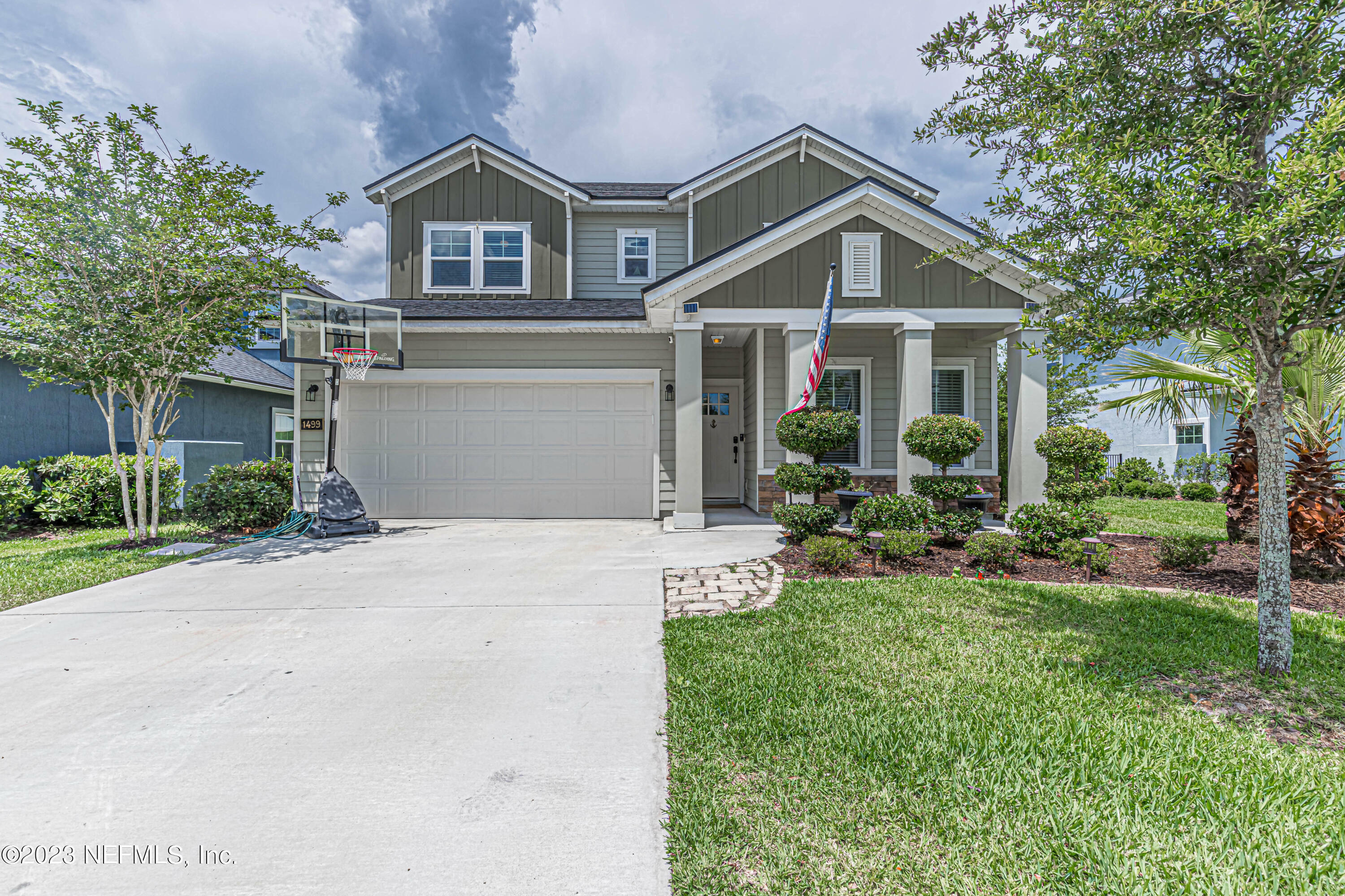 Property Photo: 1499 Autumn Pines Dr FL 32065