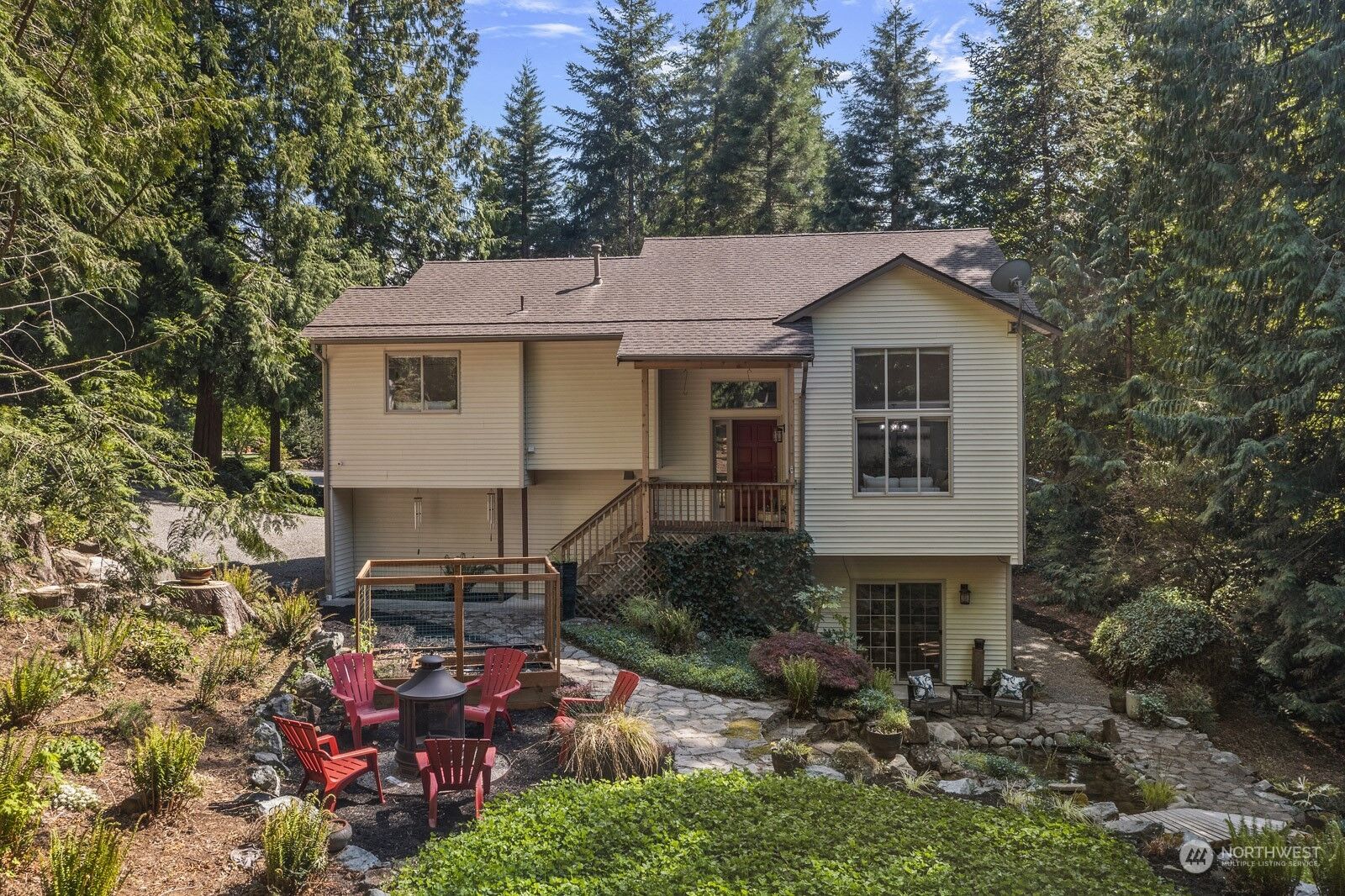 Property Photo:  8125 308th Avenue SE  WA 98050 