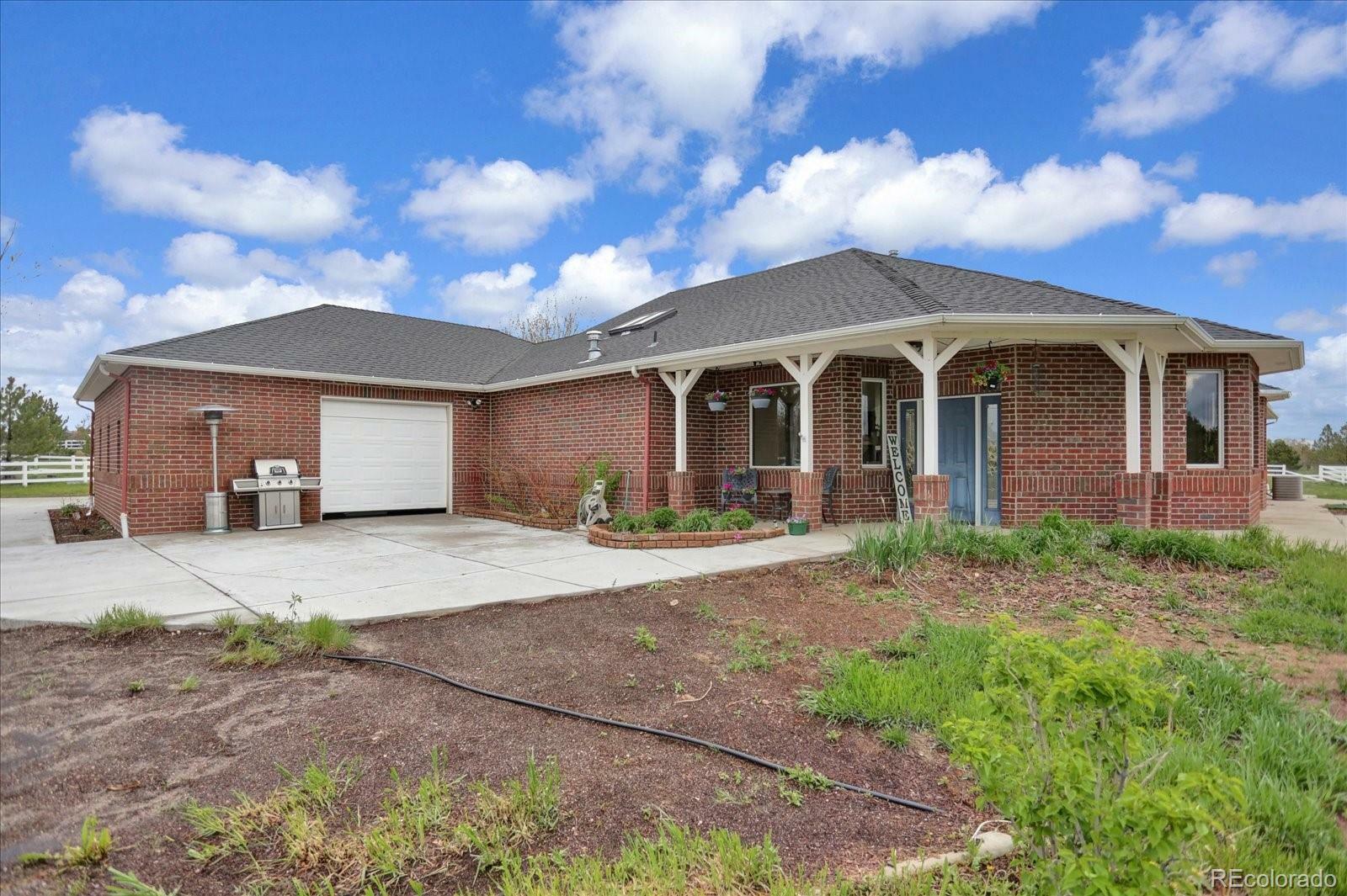 Property Photo: 2151 Red Maple Circle CO 80138