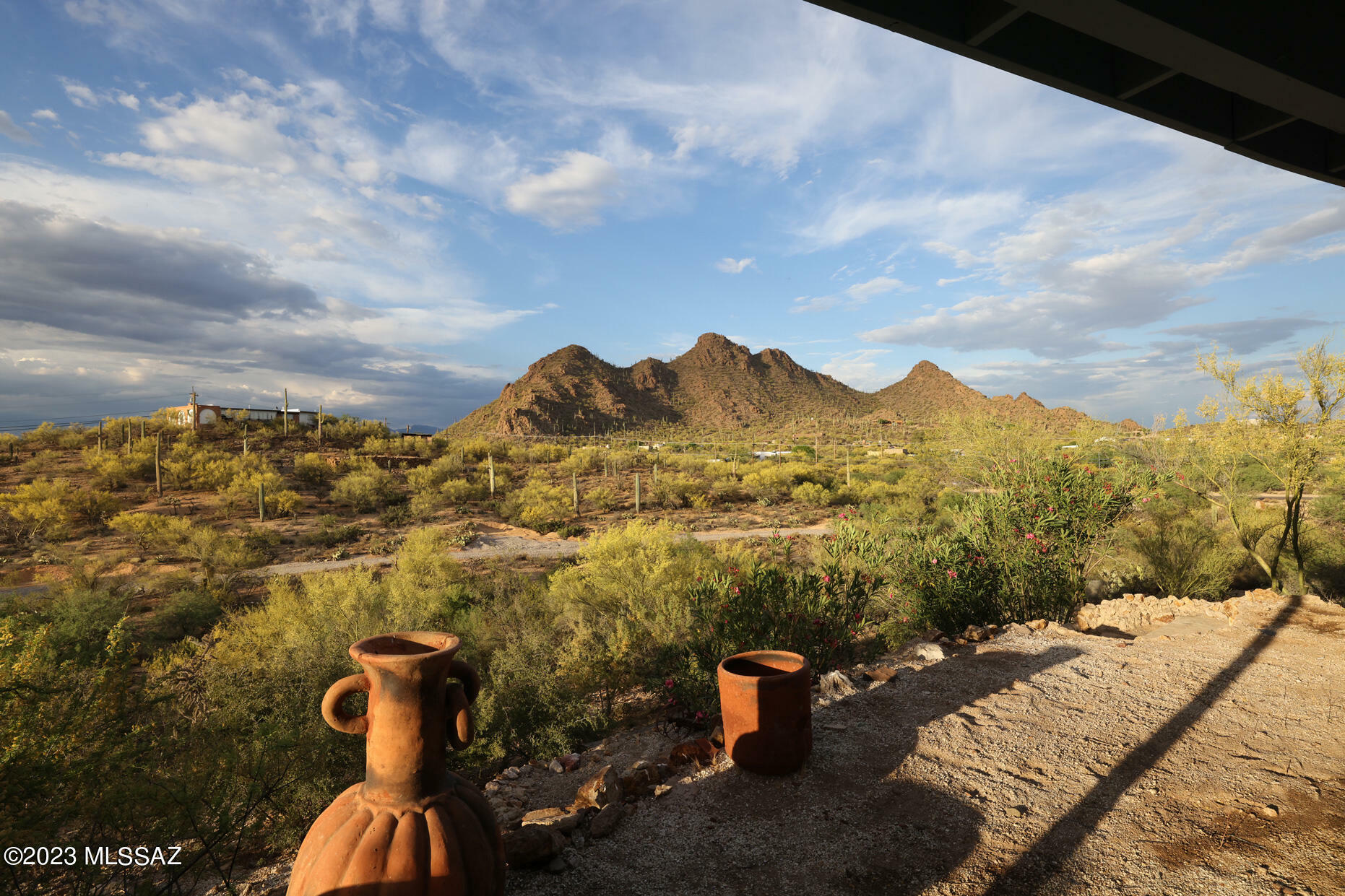 Property Photo:  5450 S Caballo Road  AZ 85746 