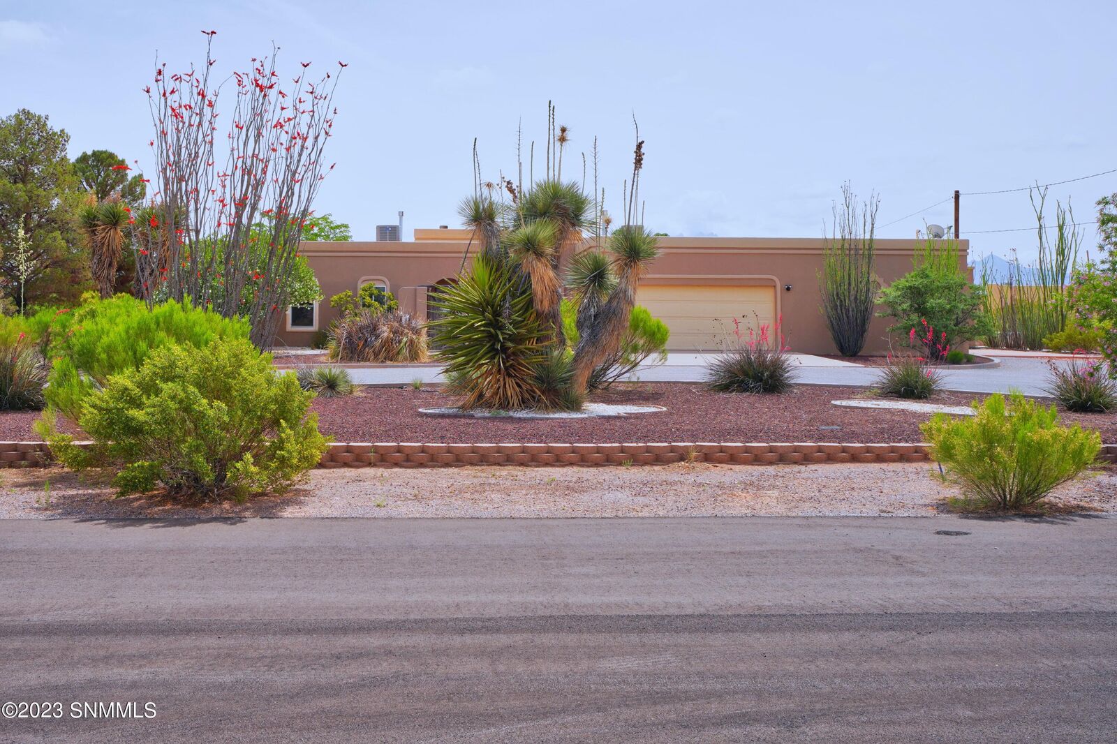 Property Photo:  6050 Robledo Road  NM 88012 