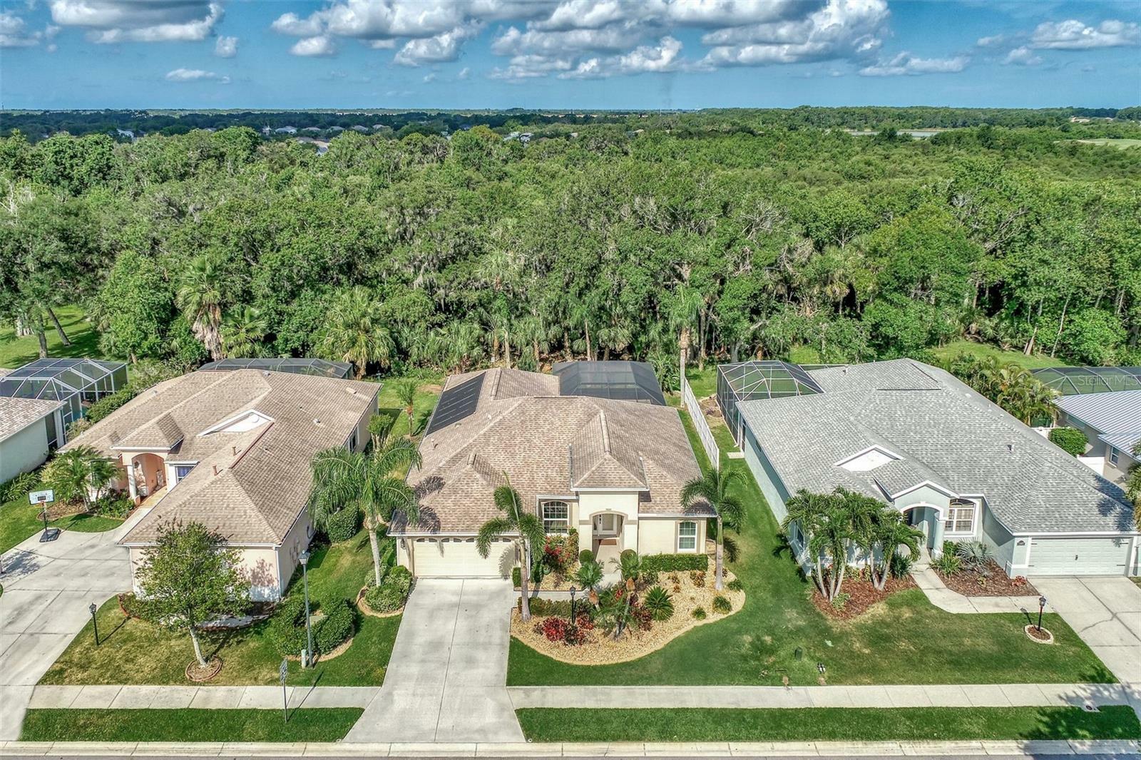 Property Photo:  10441 Old Grove Circle  FL 34212 