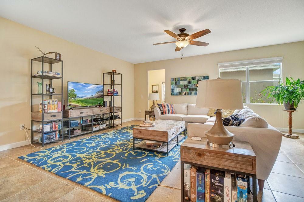 Property Photo: 5618 Laurel Cherry Avenue FL 34787