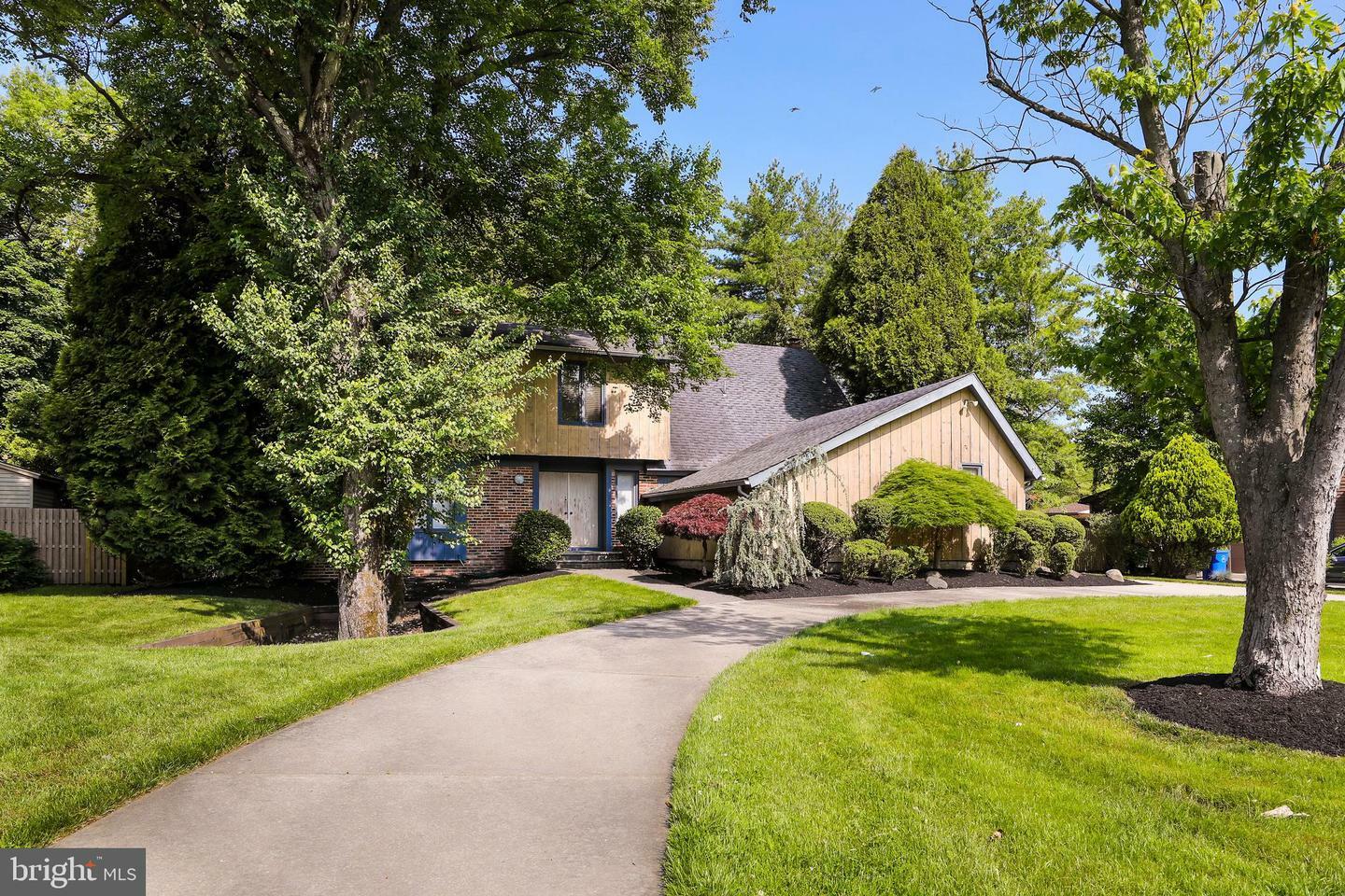 Property Photo: 7 N Woodleigh Drive NJ 08003