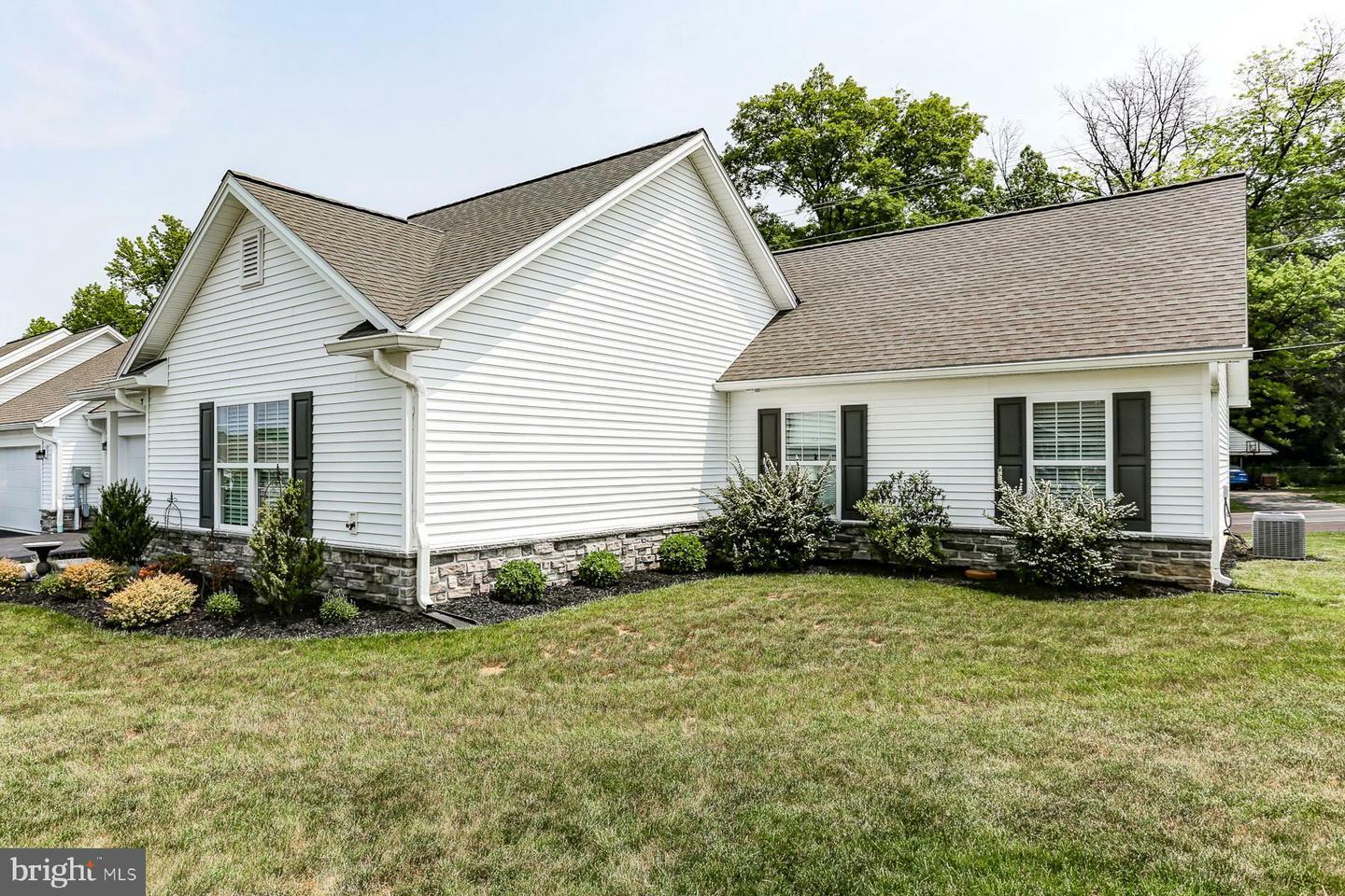 Property Photo: 7 Group Court PA 17065