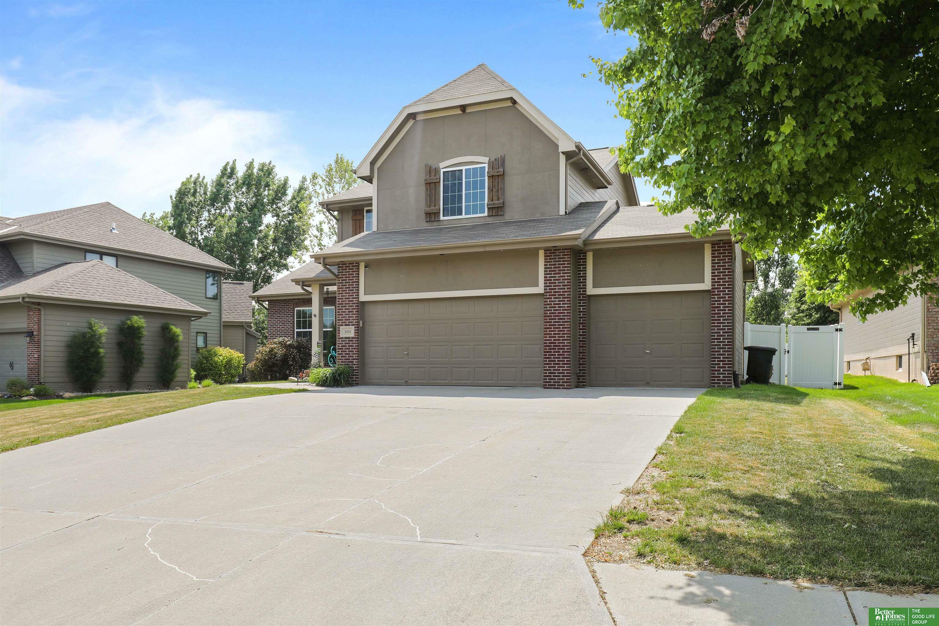 Property Photo: 5404 S 163rd NE 68135