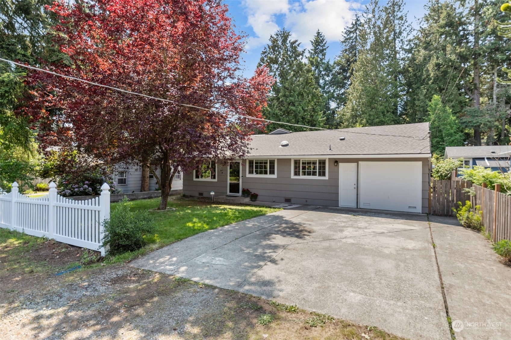 Property Photo:  16215 11th Avenue NE  WA 98155 