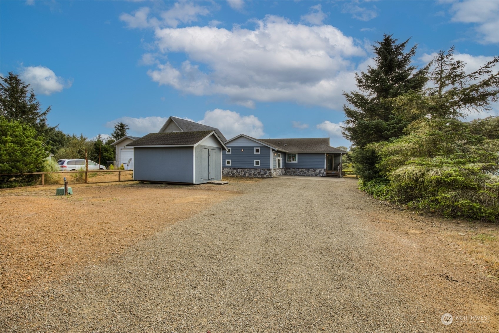 Property Photo:  646 Weatherwax Loop NE  WA 98569 