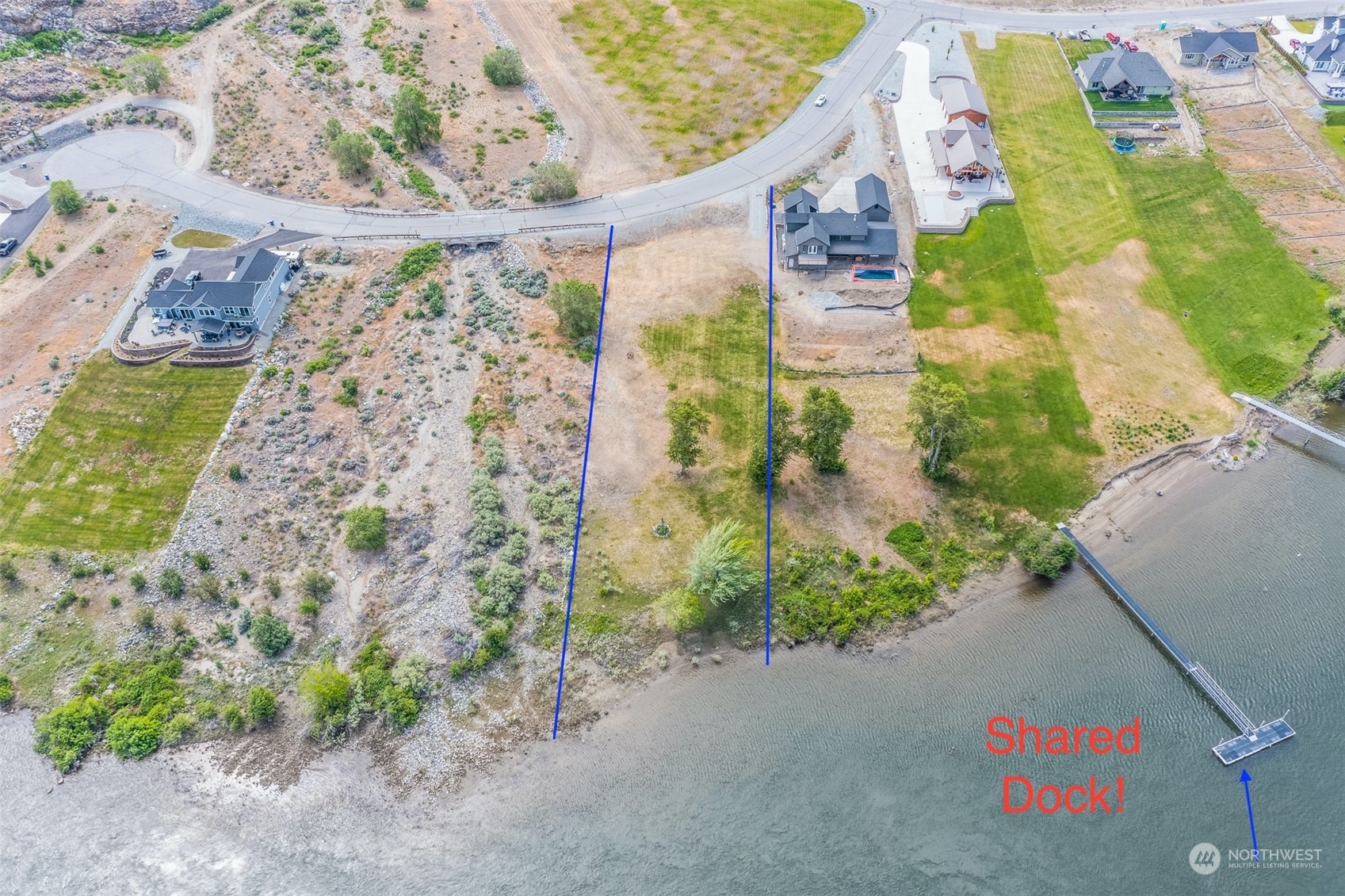 Property Photo:  13 Frederick Court  WA 98843 