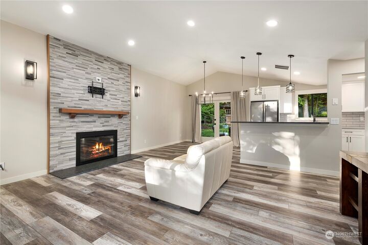 Property Photo: 15014 81st Avenue NE WA 98028