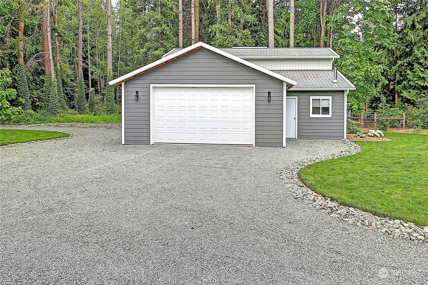 Property Photo:  2984 Janet Avenue  WA 98282 