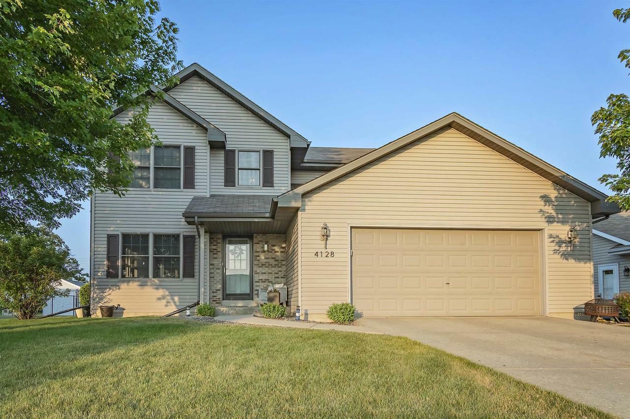 Property Photo:  4128 Hawkridge Drive  WI 53546 