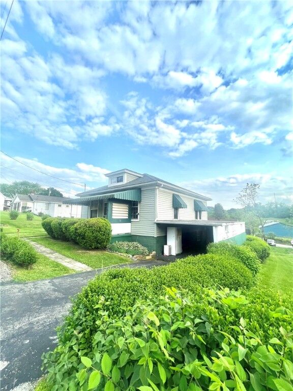 Property Photo: 704 Baughman Ave PA 15644