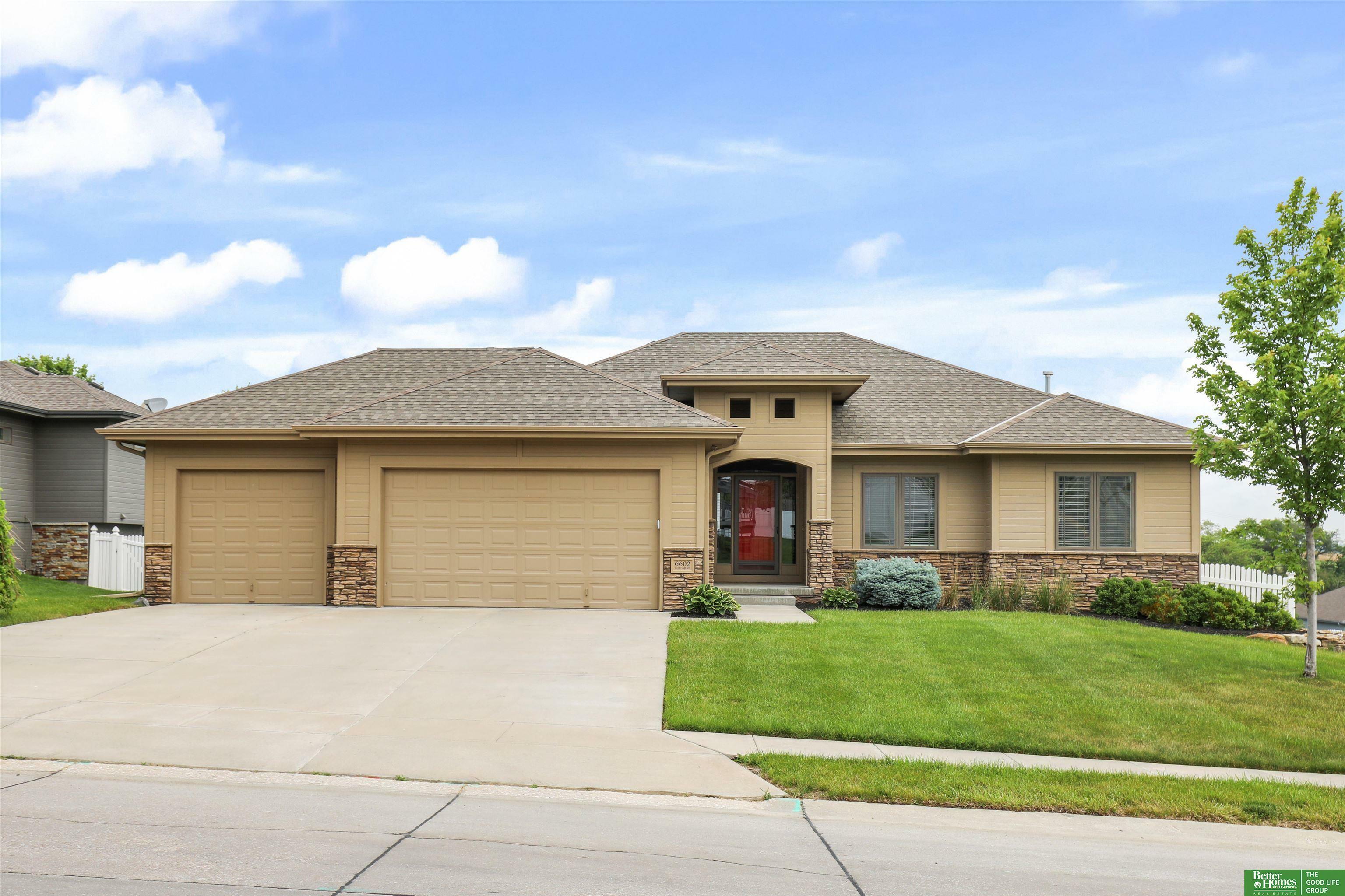 6602 Crestridge Drive  Papillion NE 68133 photo