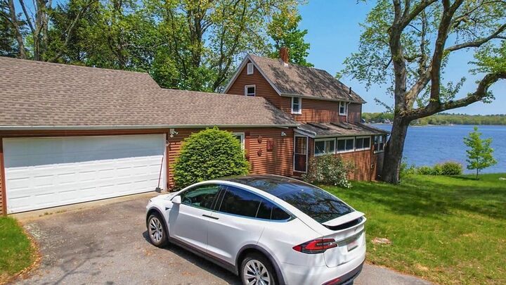 Property Photo:  50 Sandy Point Road  MA 02726 