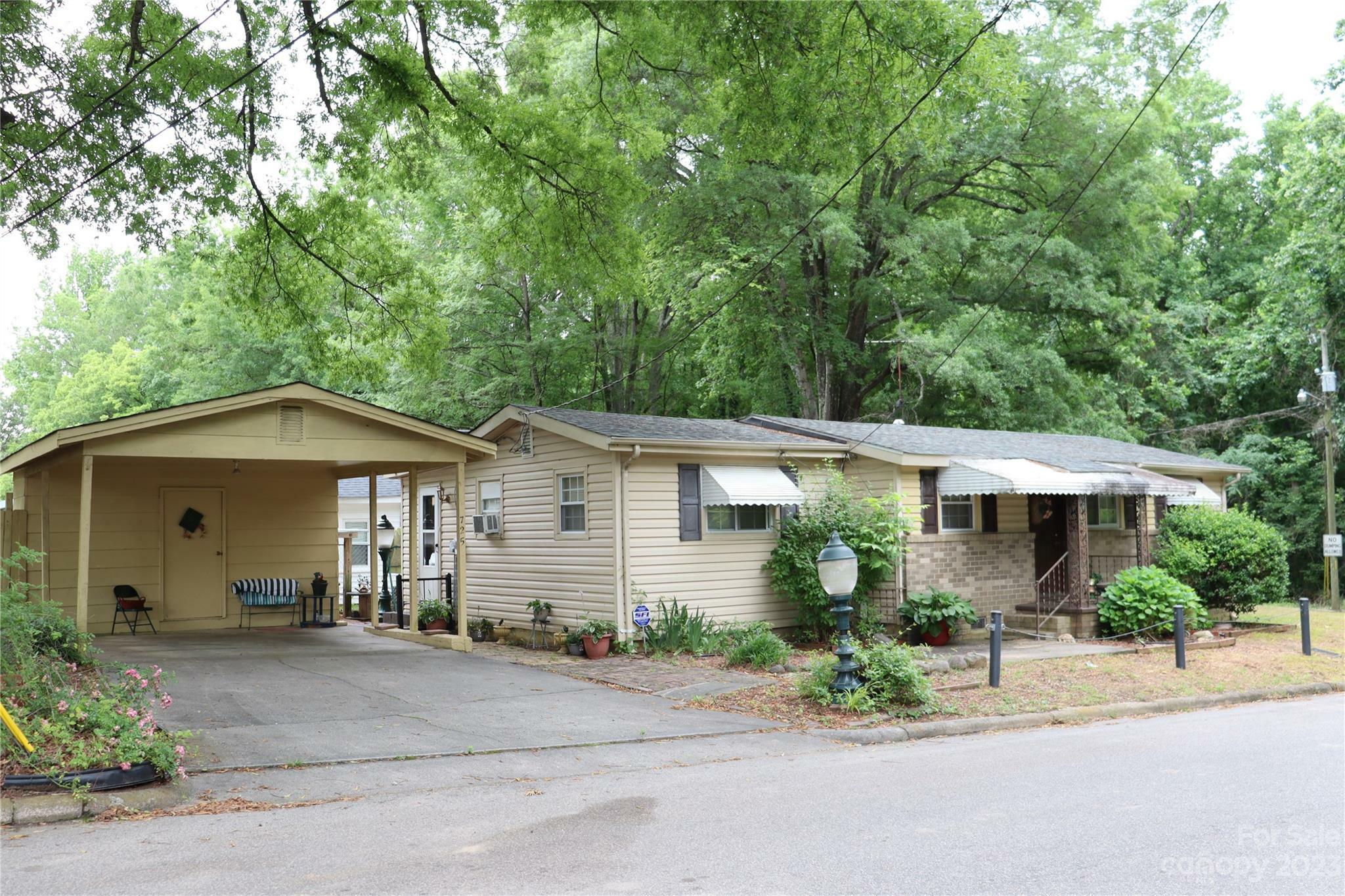 Property Photo:  725 Williams Street  NC 28144 