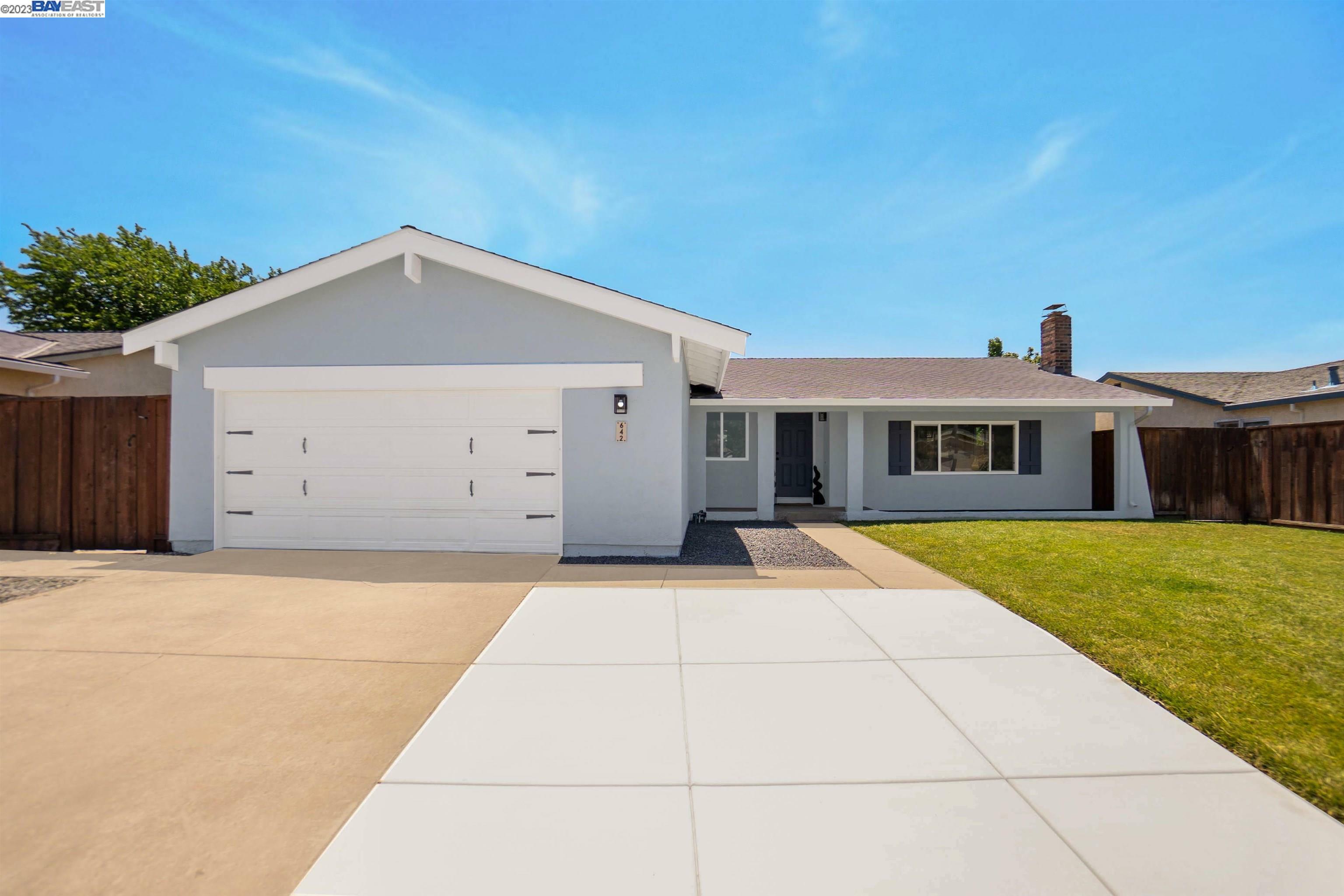 642 Anna Maria  Livermore CA 94550 photo