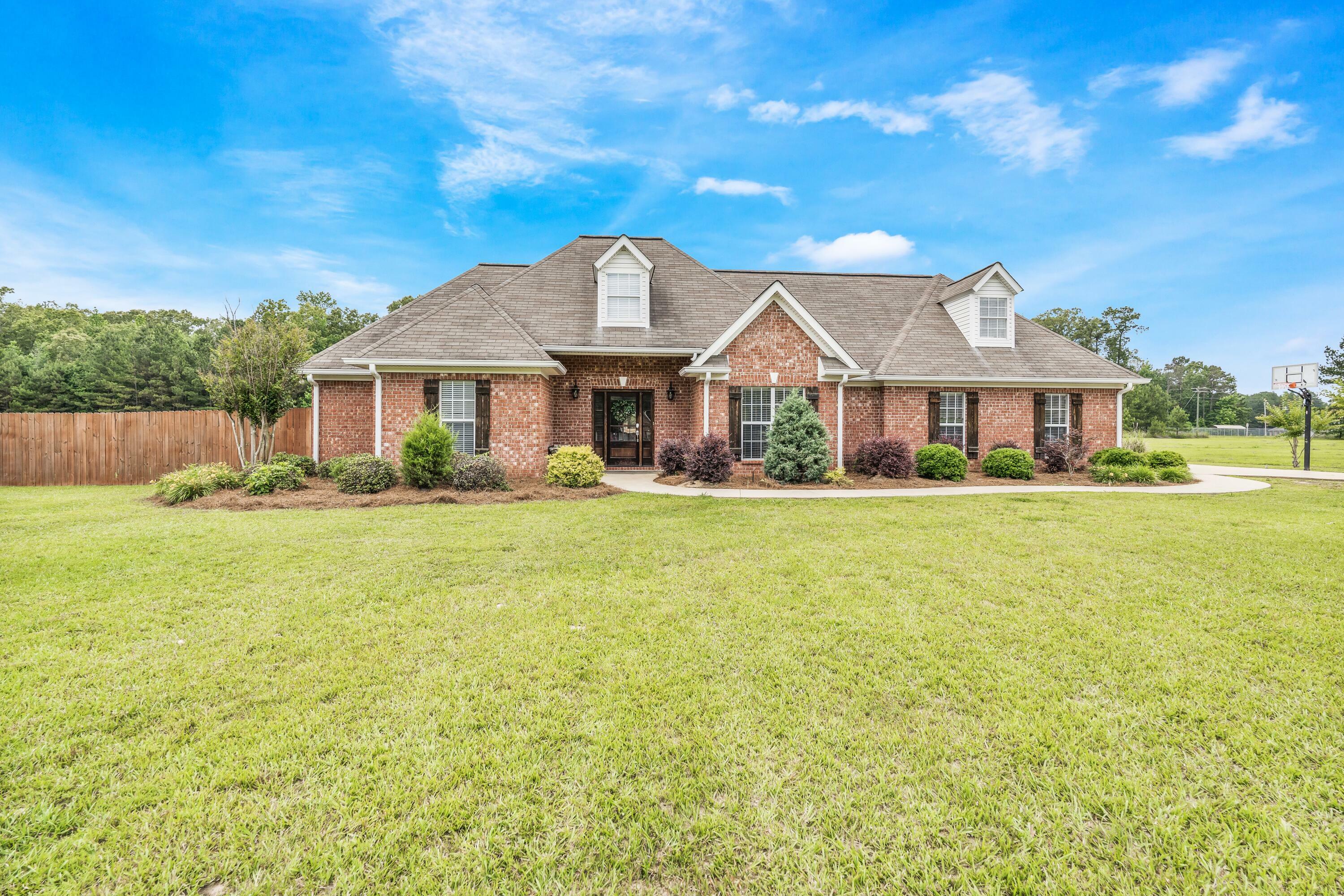 319 Weeping Willow Dr  Starkville MS 39759 photo