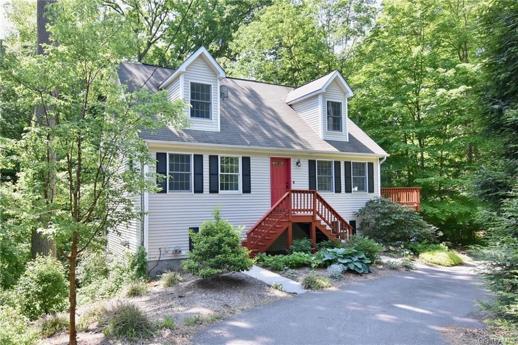 Property Photo:  308 Grand Street  NY 10520 
