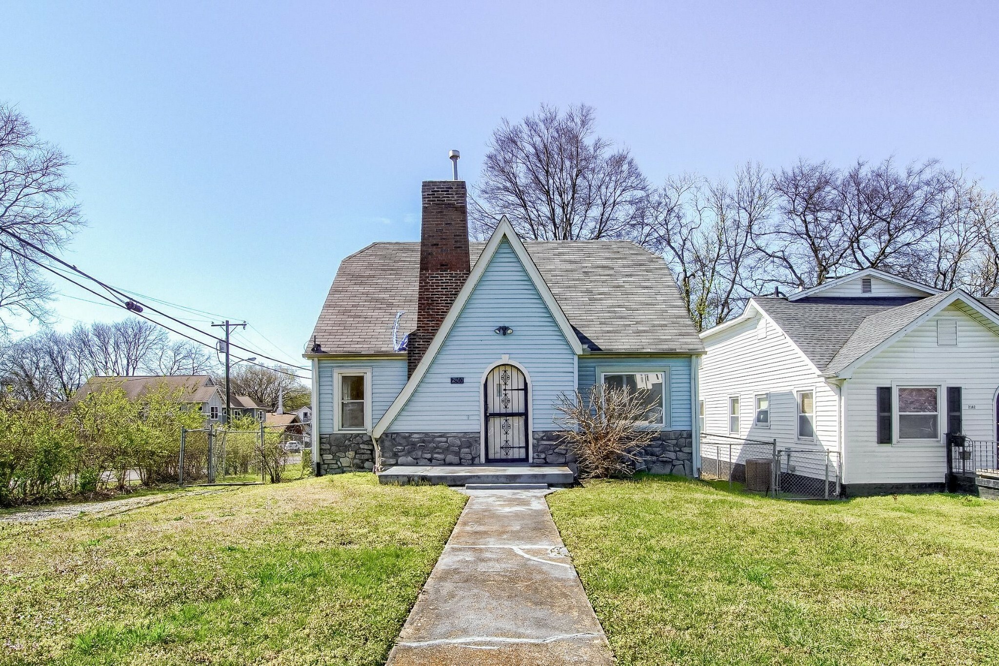 Property Photo: 2300 Scott Ave TN 37216
