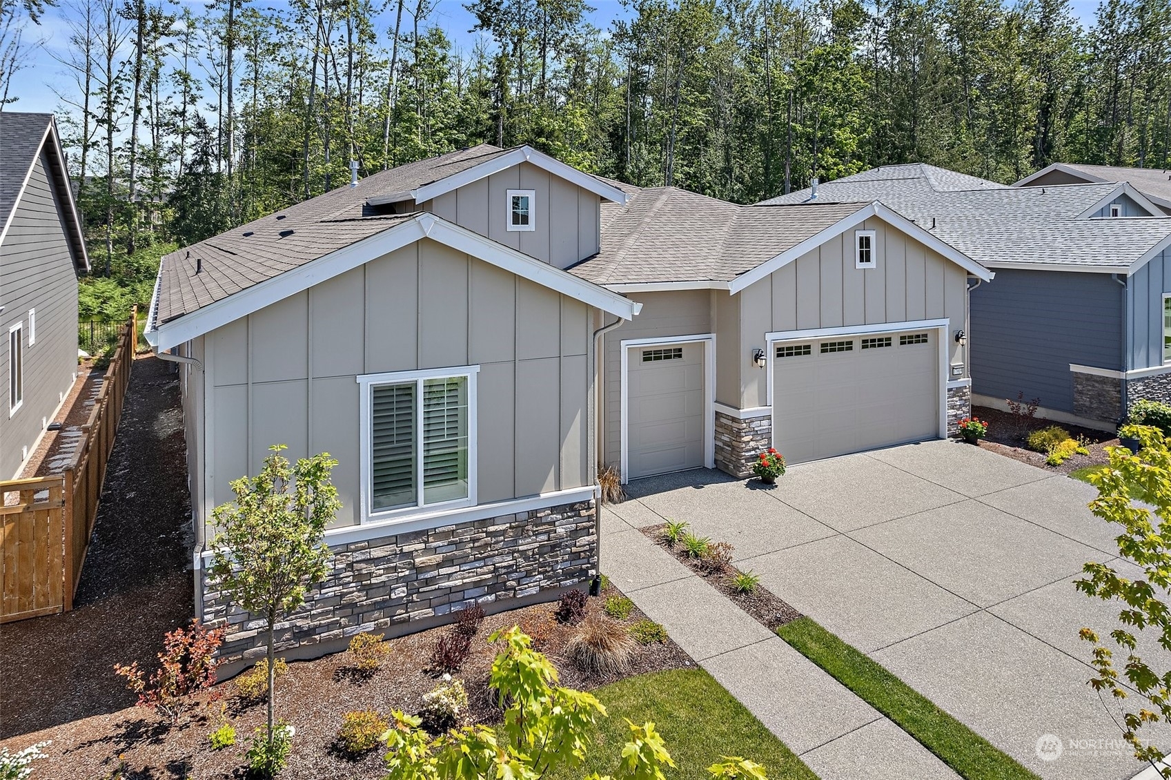 Property Photo:  17909 151st Street E  WA 98391 