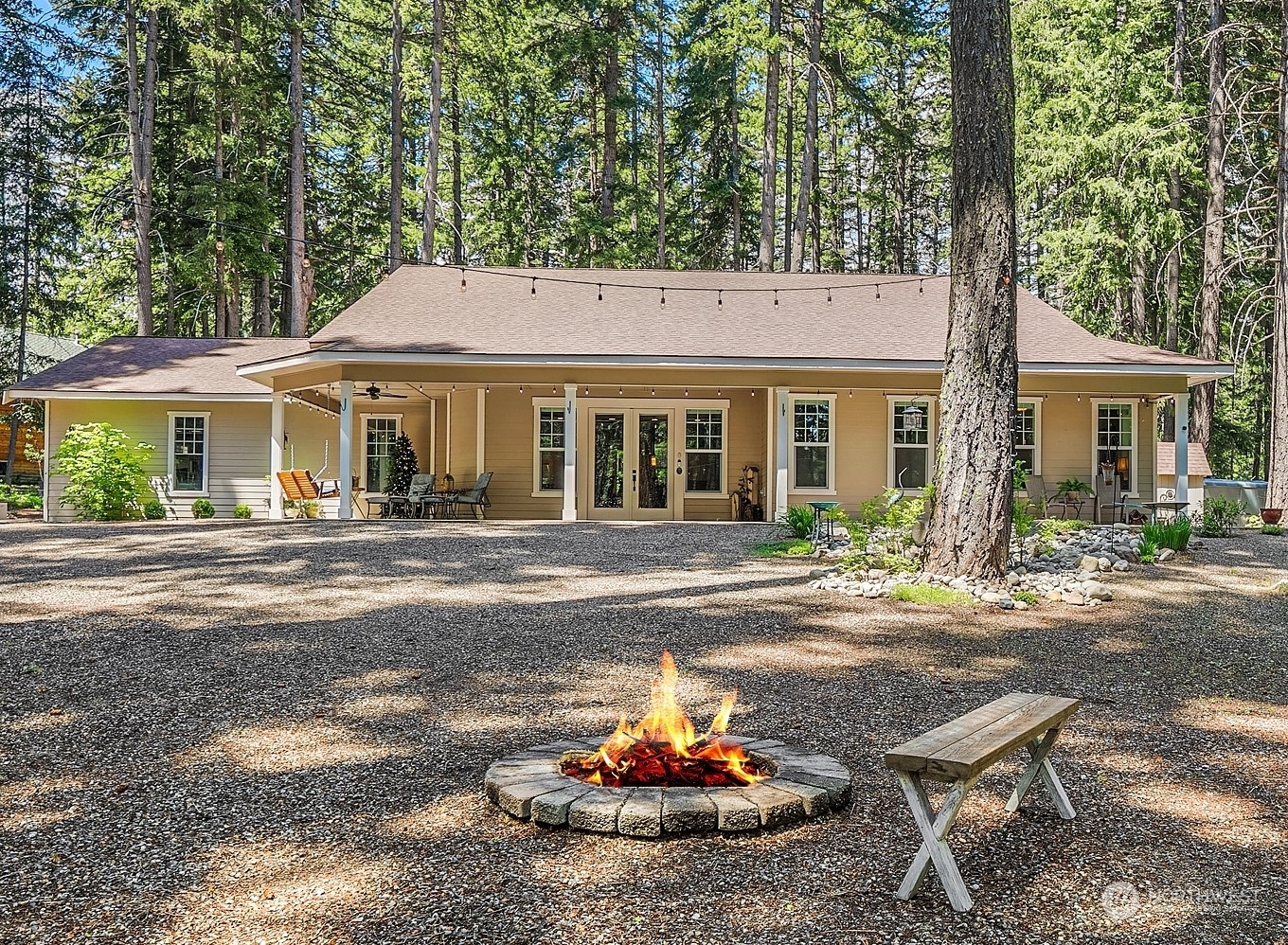 Property Photo: 321 Why Worry Lane WA 98940