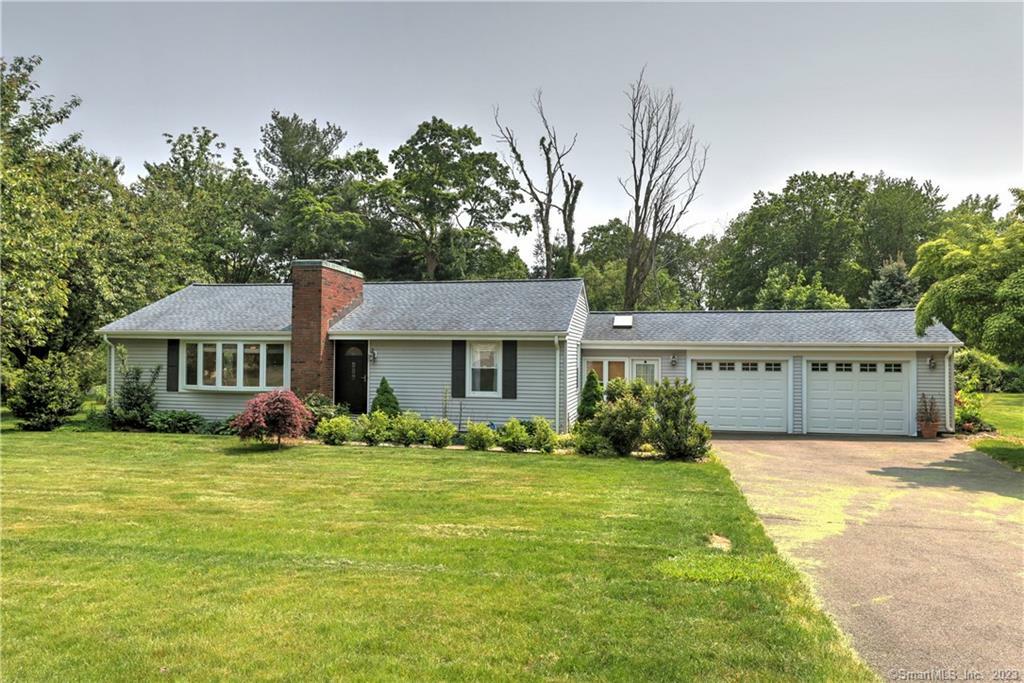 Property Photo:  406 Sycamore Lane  CT 06477 